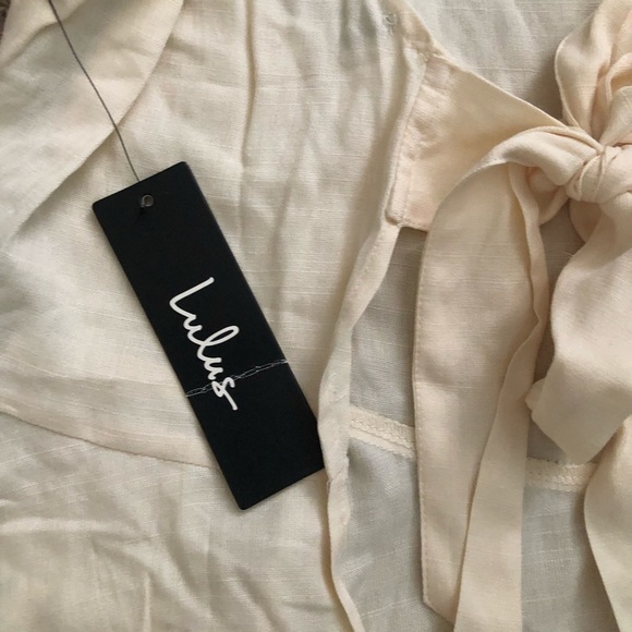 Lulus NWT Open Back Peplum - Picture 5 of 5